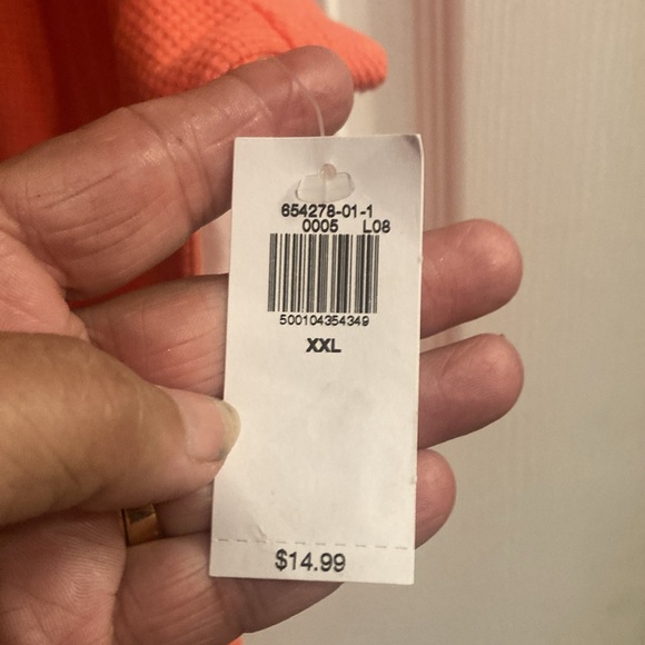 Old Navy top - Picture 4 of 7